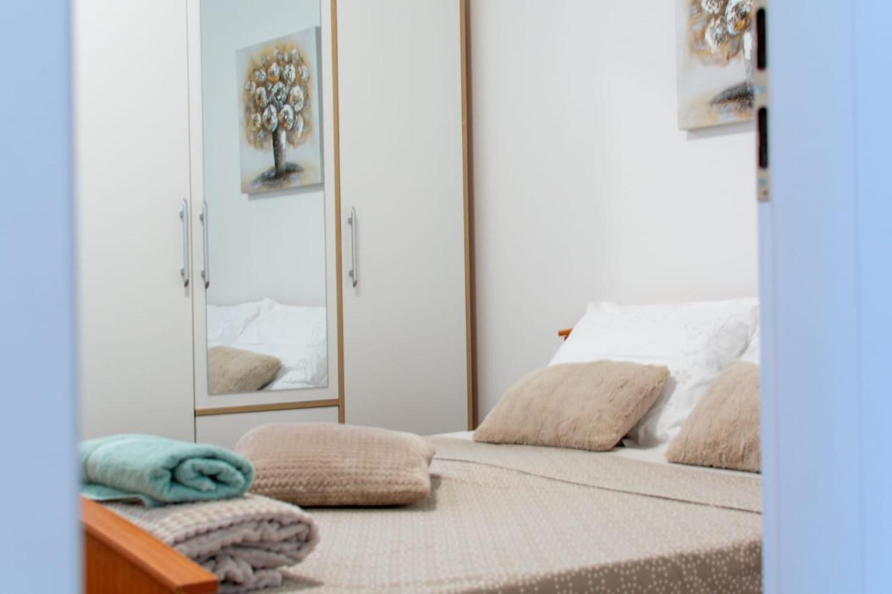 Apartman Karmen Apartment คาชเตลา ภายนอก รูปภาพ